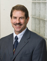 photo of Dr. Kenneth Kyser